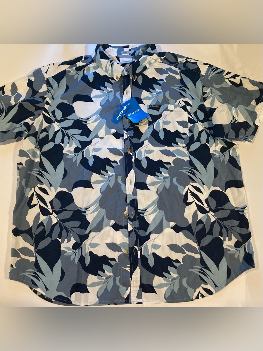 NEW - Columbia Men’s Rapid Rivers Short Sleeve Shirt - Size XXL